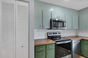 9755 94TH TERRACE, OCALA, FL 34481 - MLS#MFRO6358184