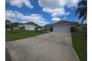611 COTULLA DRIVE, KISSIMMEE, FL 34758 - MLS#MFRO6358207
