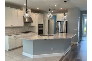 1085 LAKESIDE ESTATES DRIVE, APOPKA, FL 32703 - MLS#MFRO6358217