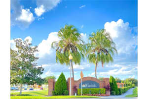 4894 WATERSIDE POINTE CIRCLE, ORLANDO, FL 32829 - MLS#MFRO6358355