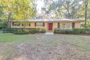 560 LAKE PLEASANT ROAD, APOPKA, FL 32712 - MLS#MFRO6358383