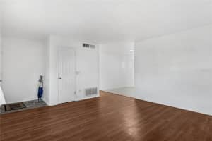 2319 CONTINENTAL BOULEVARD, ORLANDO, FL 32808 - MLS#MFRO6358391