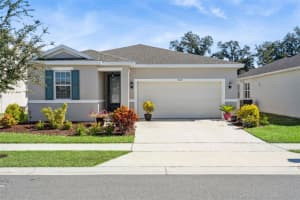 702 HERITAGE SQUARE DRIVE, HAINES CITY, FL 33844 - MLS#MFRO6358423