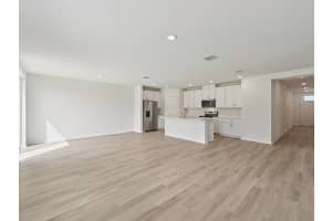 1784 FOREST RUN LANE, AUBURNDALE, FL 33823 - MLS#MFRO6358462