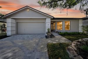 301 Hound Run Pl, CASSELBERRY