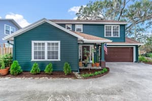 220 ORLANDO STREET, ORLANDO, FL 32804 Sold 12/08/25