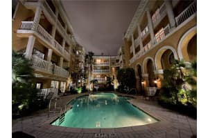 860 ORANGE AVENUE, ORLANDO, FL 32801 - MLS#MFRO6358700