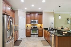 607 Pensacola Ln Lake Mary, FL 32746 - Off Market