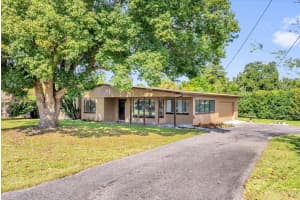 30 SANFORD AVENUE, DEBARY, FL 32713 - MLS#MFRO6358900