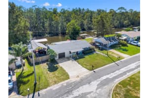 13638 COUNTRY CLUB DRIVE, TAVARES, FL 32778 - MLS#MFRO6359032