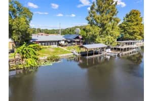 13638 COUNTRY CLUB DRIVE, TAVARES, FL 32778 - MLS#MFRO6359032