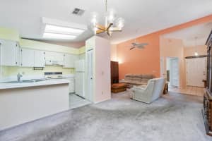 9701 CARMEL PARK DRIVE, ORLANDO, FL 32817 - MLS#MFRO6359206