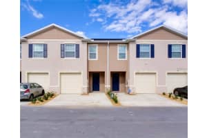 1289 Yellow Finch Dr, DAVENPORT