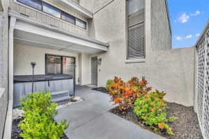 5377 VINELAND ROAD, ORLANDO, FL 32811 - MLS#MFRO6359292