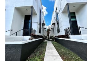 350 OSCEOLA AVENUE, ORLANDO, FL 32801 - MLS#MFRO6359294