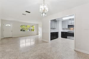 3911 WATERFRONT PARKWAY, ORLANDO, FL 32806 - MLS#MFRO6359350