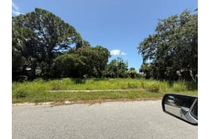 470 ROBBINS AVENUE, TITUSVILLE, FL 32796 - MLS#MFRO6359399