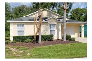 120 Reserve Dr, DAVENPORT