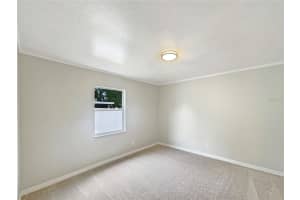 136 KINGS POND AVENUE, WINTER HAVEN, FL 33880 - MLS#MFRO6359502