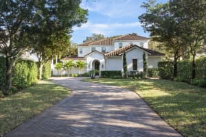 9743 COVENT GARDEN DRIVE, ORLANDO, FL 32827 Sold 12/03/25