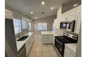 611 CYPRESS TREE COURT, ORLANDO, FL 32825 - MLS#MFRO6359534