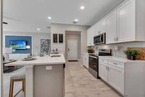 11740 BLACKBROOK COURT, SEFFNER, FL 33584 - MLS#MFRO6359605