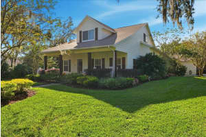 1190 Sugar Belt Dr Saint Cloud, FL 34771 - Off Market