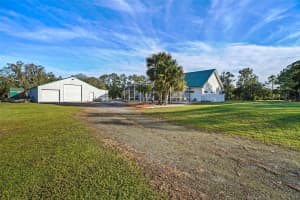 2216 N COUNTY ROAD 426, OVIEDO, FL 32765 - MLS#MFRO6359631