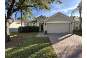 2304 HICKORY PINE STREET, ORLANDO, FL 32817 - MLS#MFRO6359706