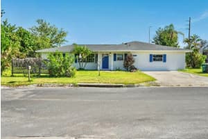 1796 Florence Ave, ENGLEWOOD