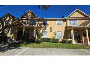 875 GRAND REGENCY POINT, ALTAMONTE SPRINGS, FL 32714 Sold 12/12/25