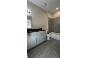 619 LAKE SHORE PARKWAY, DAVENPORT, FL 33896 - MLS#MFRO6359798