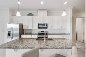 2516 YELLOW BRICK ROAD, ST CLOUD, FL 34772 - MLS#MFRO6359851