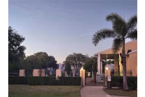 5347 EMERALD ISLE DRIVE, ORLANDO, FL 32812 - MLS#MFRO6359909