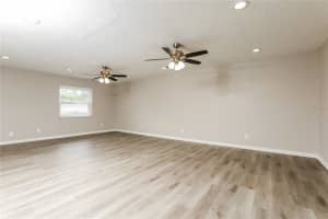 690 WELLS STREET, APOPKA, FL 32712 - MLS#MFRO6360003