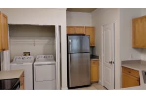 8813 VILLA VIEW CIRCLE, ORLANDO, FL 32821 - MLS#MFRO6360030