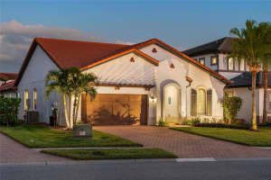 10692 Royal Cypress Way, ORLANDO