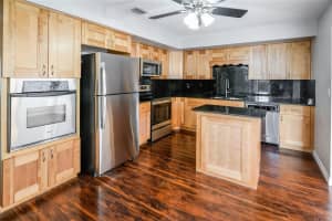 610 CHARLOTTE AVENUE, TARPON SPRINGS, FL 34689 - MLS#MFRO6360071