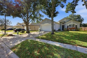 4116 STONEFIELD DRIVE, ORLANDO, FL 32826 - MLS#MFRO6360096