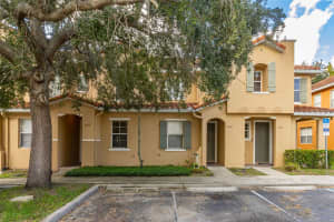 2678 MAYAGUANA STREET, KISSIMMEE, FL 34747 - MLS#MFRO6360154