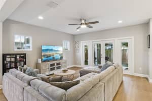 210 HIBISCUS COURT, ORLANDO, FL 32801 - MLS#MFRO6360156