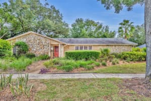 240 WHITE OAK CIRCLE, MAITLAND, FL 32751 - MLS#MFRO6360172