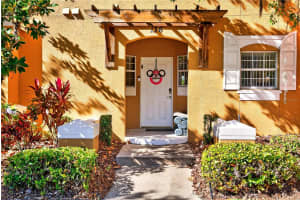 136 POMPANO BEACH DR, KISSIMMEE, FL 34746 - MLS#MFRO6360242