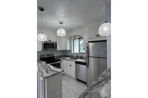 157 SPRINGWOOD CIRCLE, LONGWOOD, FL 32750 - MLS#MFRO6360452