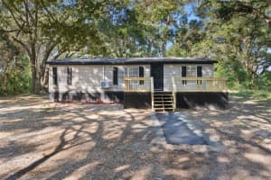16900 134TH AVENUE ROAD, WEIRSDALE, FL 32195 Sold 02/24/26