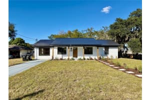 300 W 6th St, FROSTPROOF