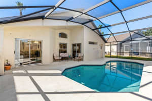 911 LAKE BERKLEY DRIVE, KISSIMMEE, FL 34746 - MLS#MFRO6360856