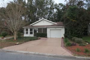 32512 Oak Park Dr, LEESBURG