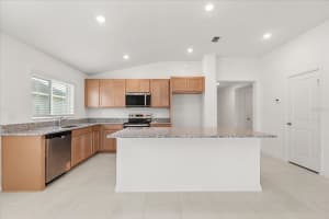 5711 THALIA ROAD, LAKELAND, FL 33810 - MLS#MFRO6361005