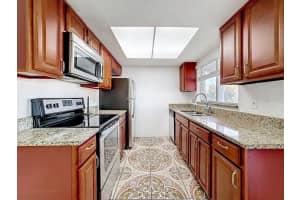 9325 LARETTE DRIVE, ORLANDO, FL 32817 - MLS#MFRO6361019